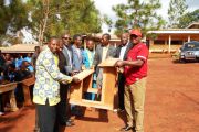 Remise de tables bancs : "ECOLES PUBLIQUES BANOCK"